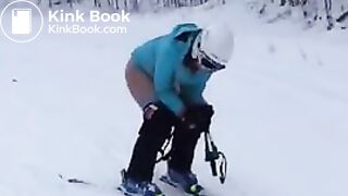 Amateur skiing and pooping
