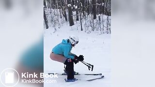 Amateur skiing and pooping