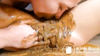 sexy_shitting_woman18