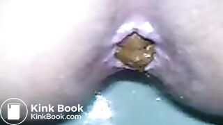 MOV00001_poop_shitting