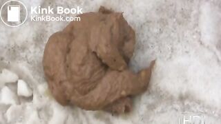 NSG good blond diarrhea in plage