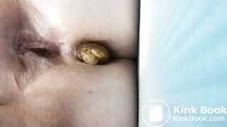 dicke frau scheisst  und pisst