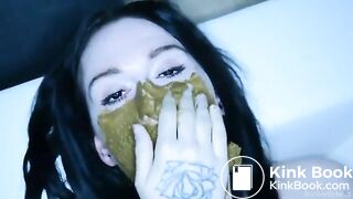 Russian Betty Swallows Her BFs Shit