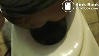 toilet women shits