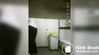 Toilet Voyeur 4