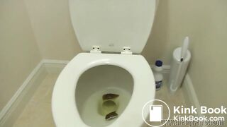 cory_chase_in_football_dumps