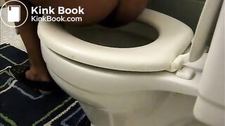 Ass On Toilet Views 4
