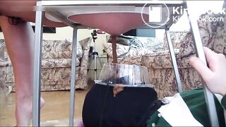 18yo_pooping_2(00h00m34s-00h00m55s)