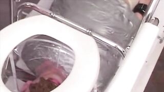 Japanese Femdom Goddess uses slave as toilet paper