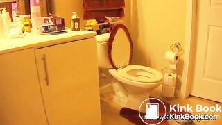 Ebony Toilet Booty 2