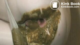 babe pooping into pantyhose