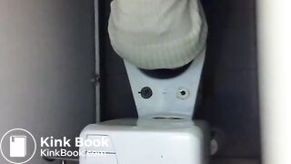 Toilet plops (01)