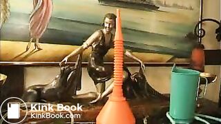 French fart fetish and enema