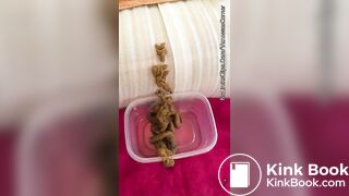 hot sexy girlfriend poops