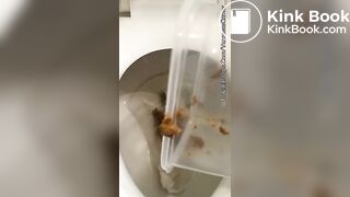 hot sexy girlfriend poops