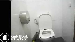 Hot body shitting