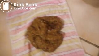 amber sexy bathroom poop 5