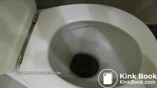 hot girl pooping 3