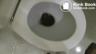 hot girl pooping 3