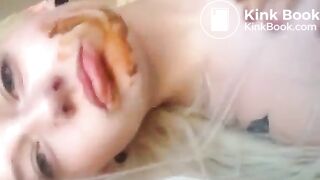 beautiful blond shits and rubs in on herself