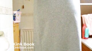 Katy Upskirt Panty Poop