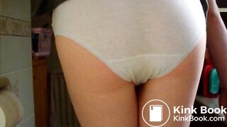 Katy Upskirt Panty Poop