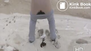 NSG very nice long poop in neige