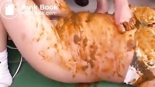 japanese lesbian scat 24