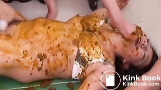 japanese lesbian scat 24