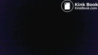 poopin on the toilet