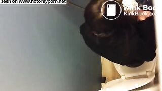 Over the stall pooping