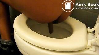 Ass On Toilet Views 4