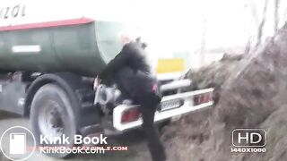 NSG blond diarhea camion citerne