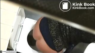 Toilet Voyeur 5