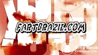 girls sniffing good farts!