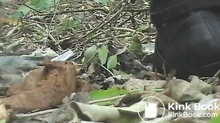 NSG beau poop in foret