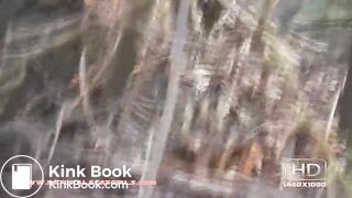 NSG brune shitting in foret