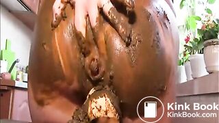 sexy_shitting_woman14