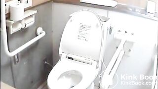 Western Toilet Voyeur