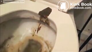 girl pooping and farting 4