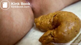 pooping while i washed the dishes – 2 Videos  LucyScat