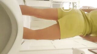 Mistress Lilly diarrhea in public places and enemas-part00