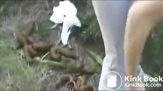 Epic pooping movements
