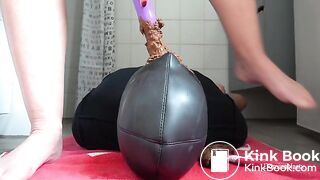 Foot in throat trailer