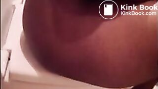 ebony girls pooping and farting