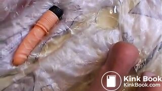 Sweet Latina masturbates and pees into own mouth