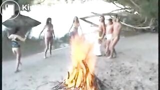 Brauner Stengel geleckt