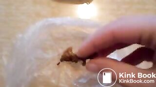 Amateur babe rubbing poop on her fingers - Dirtyshack Free S