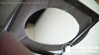 Spanish girls pooping on slave (18)