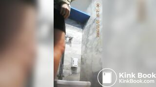 Floor Toilet & Spray Gun 2